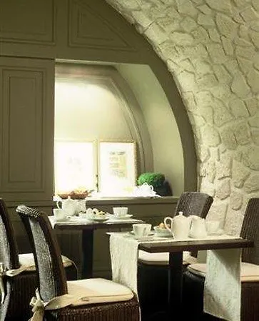 Therese Hotel 4*